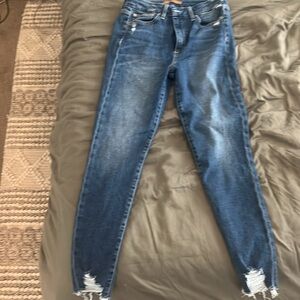 Joes jeans skinny lightly distressed stretch. Size 29 medium wash